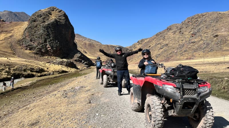 Ruta en Moto ATV a Vinicunca o cerro de 7 colores