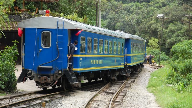 Tren hacia Machu Picchu